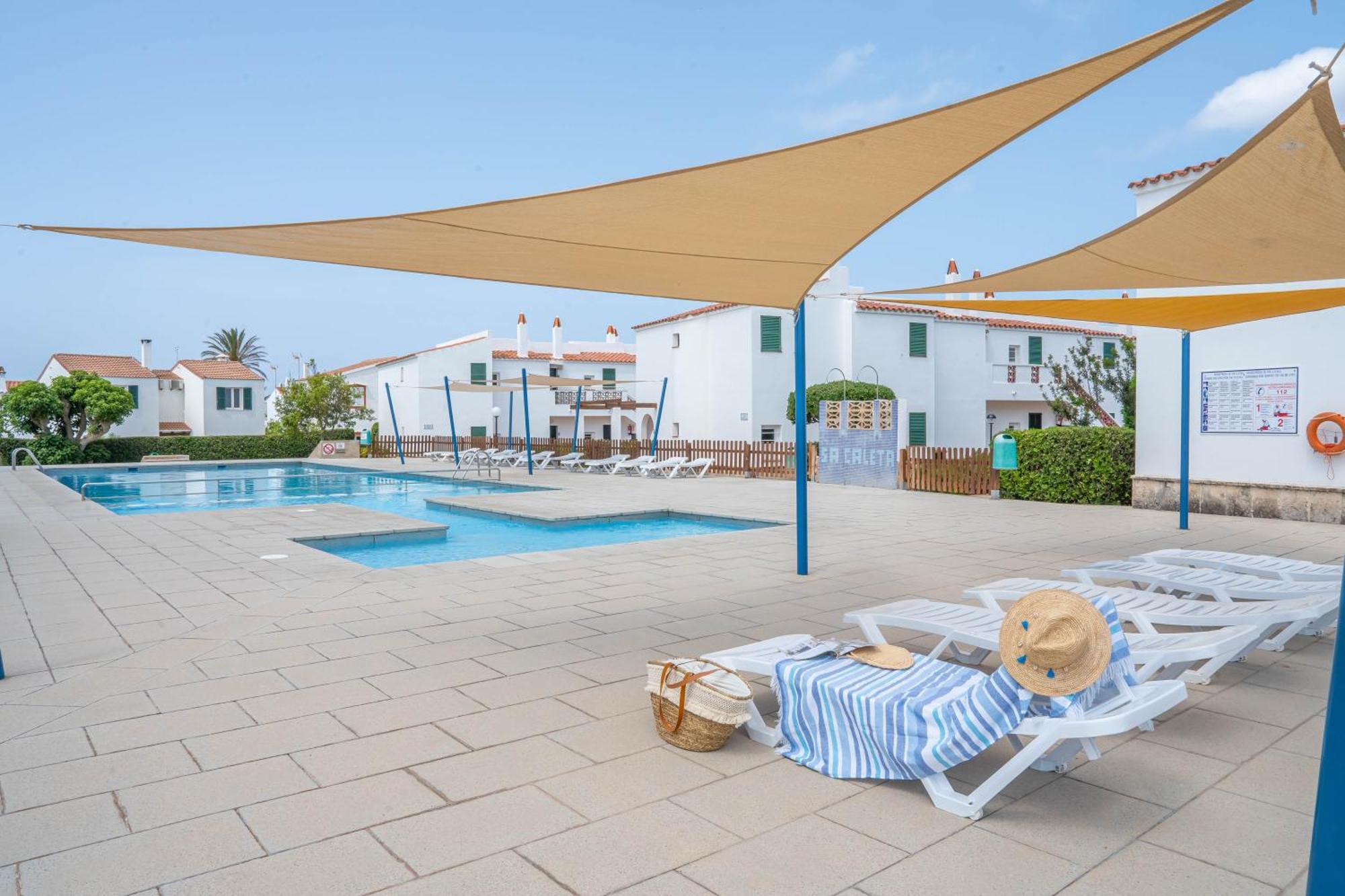 Apartamentos Sa Caleta Eksteriør billede