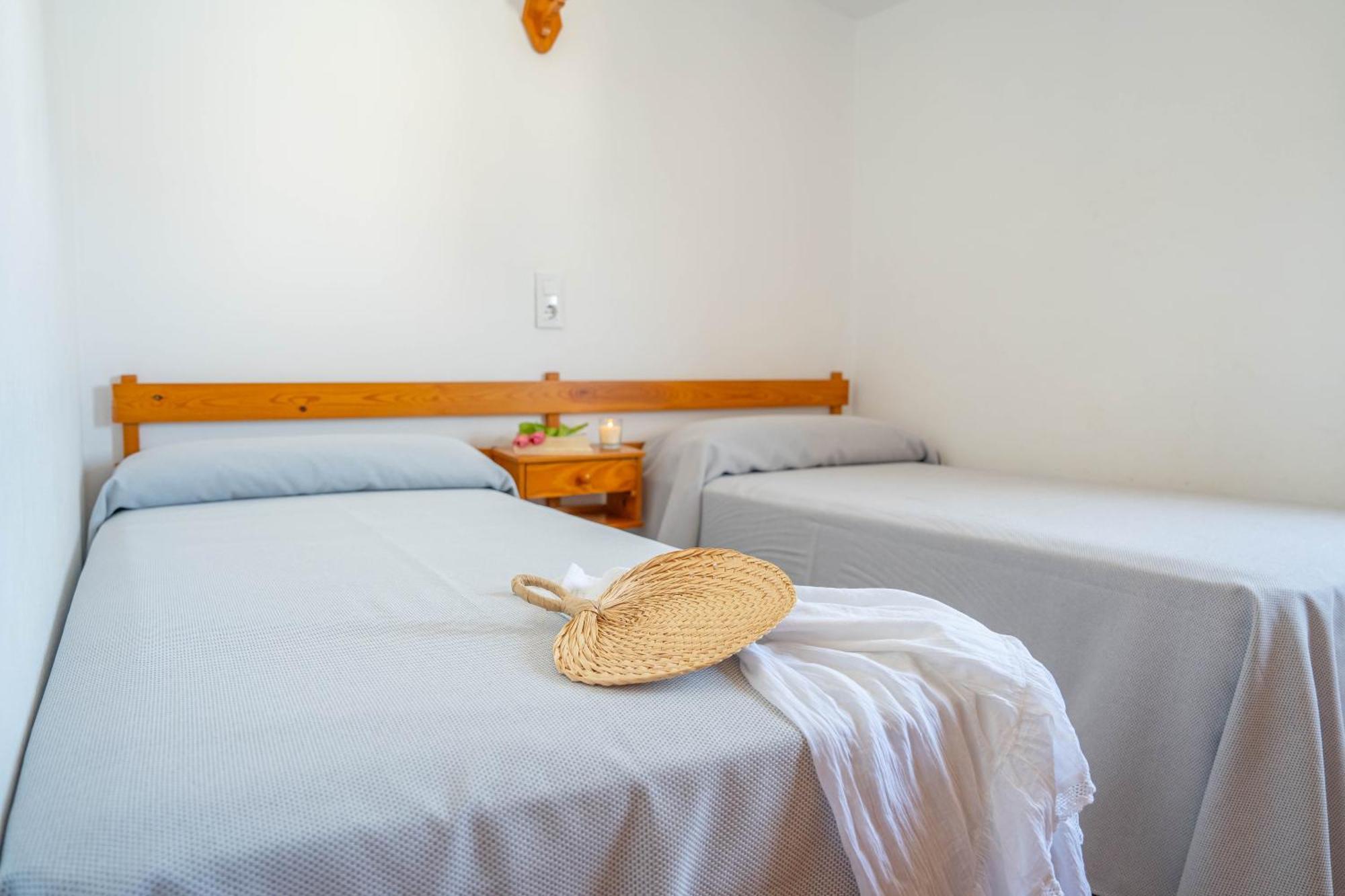 Apartamentos Sa Caleta Eksteriør billede