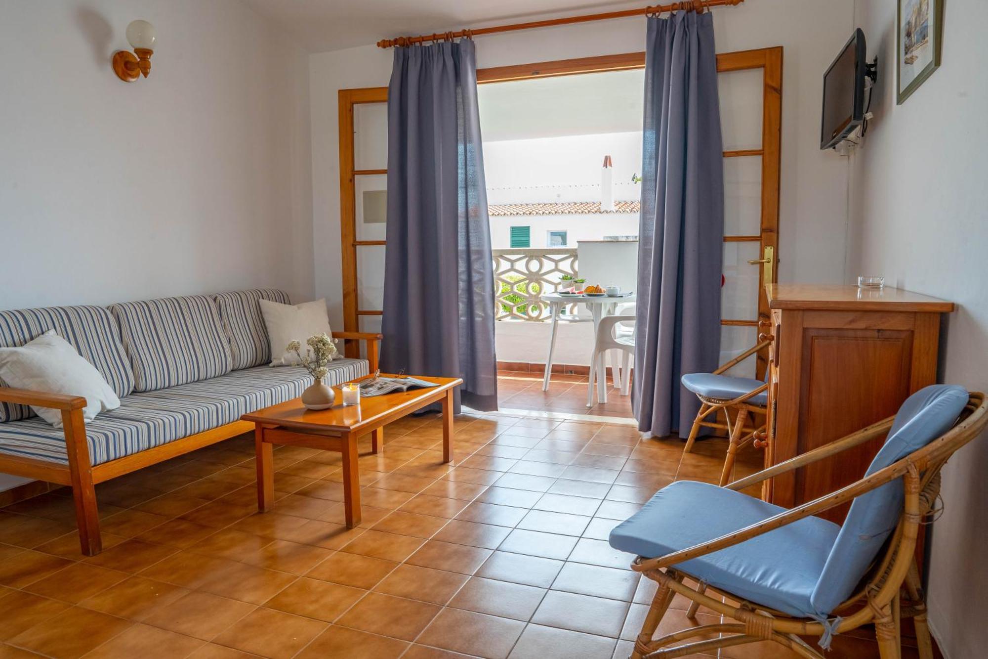 Apartamentos Sa Caleta Eksteriør billede
