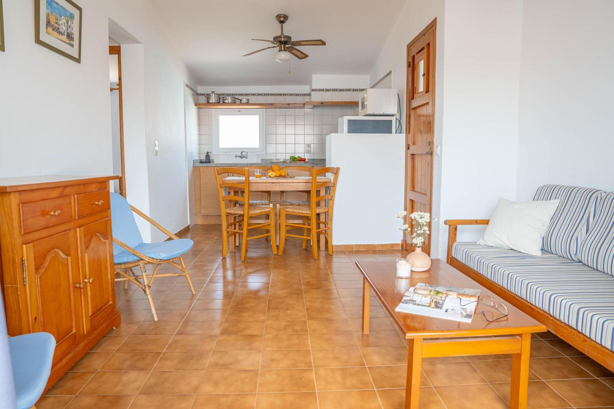 Apartamentos Sa Caleta Eksteriør billede